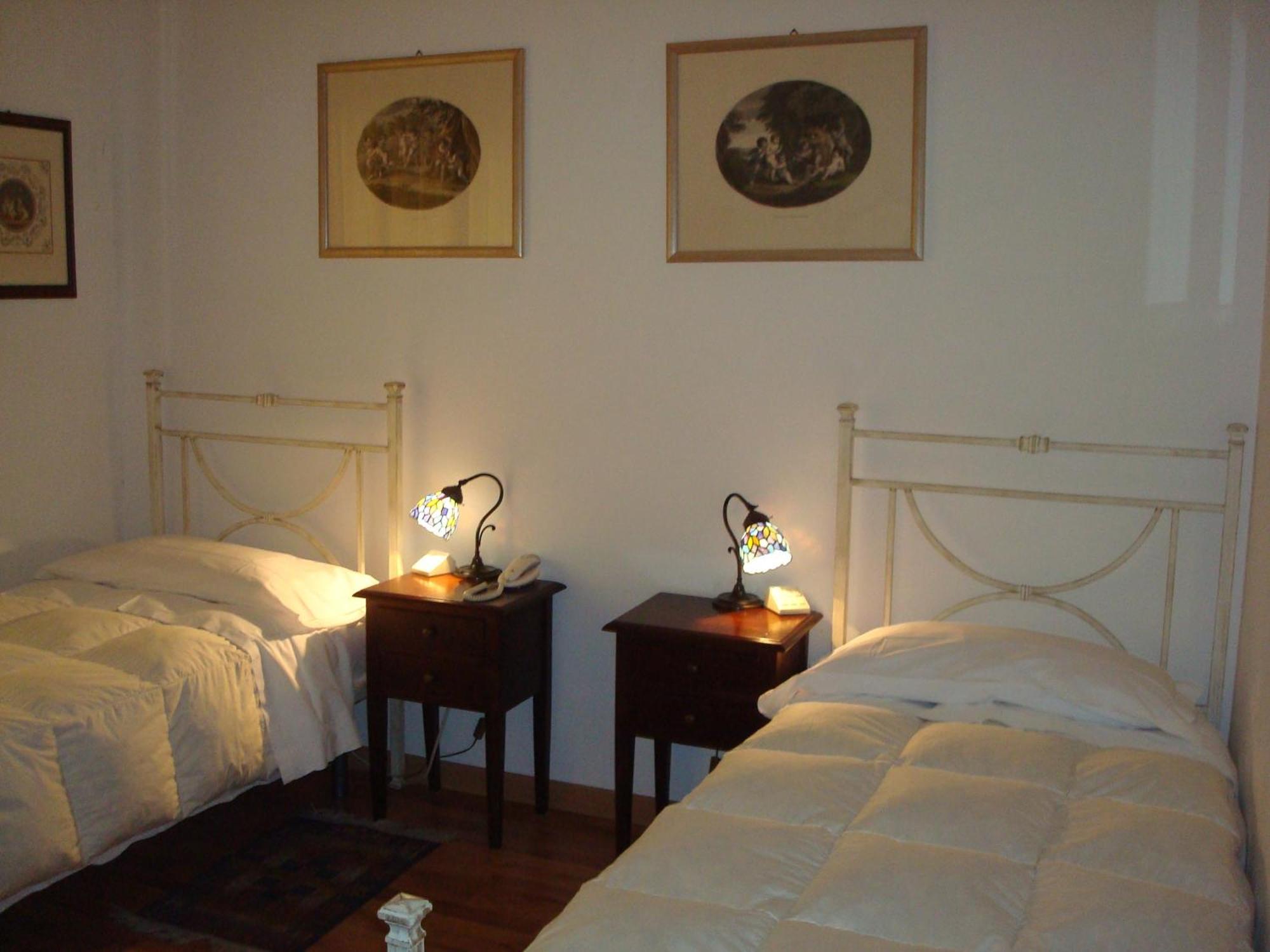 Albergo La Sfinge К'юзі Екстер'єр фото